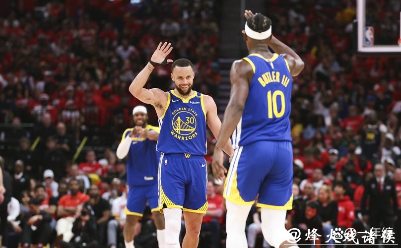 库里31+10爱德华兹19分 勇士擒森林狼止3连败